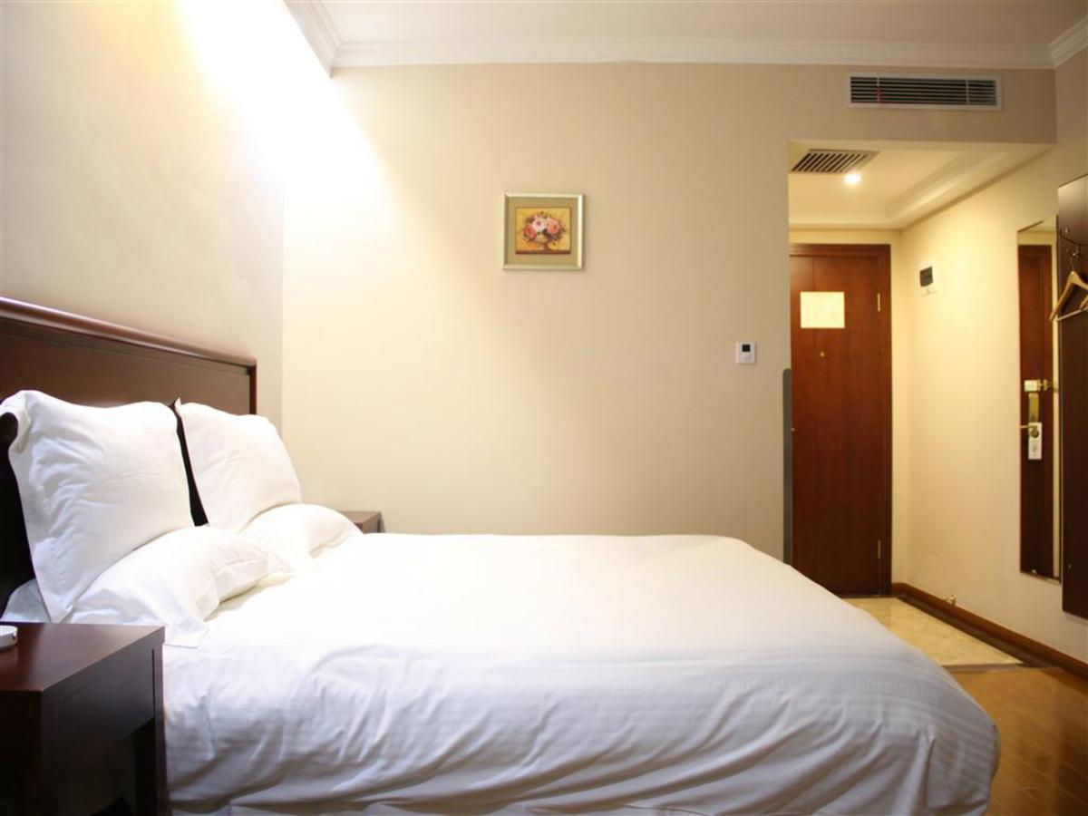 Greentree Inn Gansu Lanzhou Railway Station Dingxi Road Express Hotel Exterior photo
